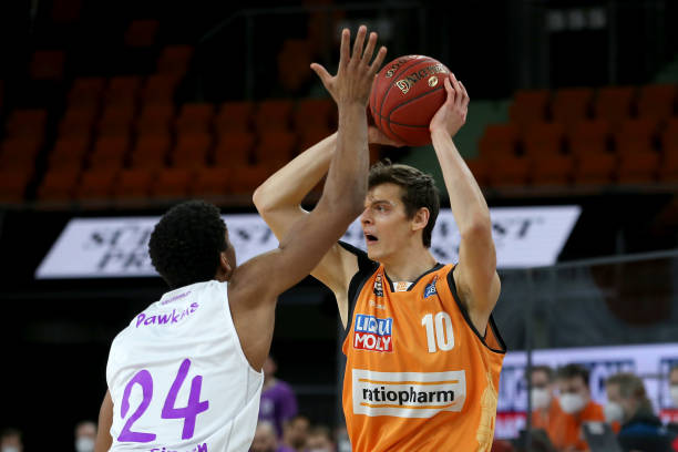 席尔瓦则承 席尔瓦则承