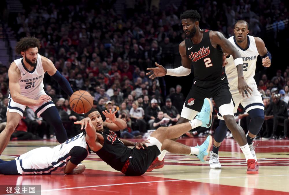 和詹姆斯的 和詹姆斯的