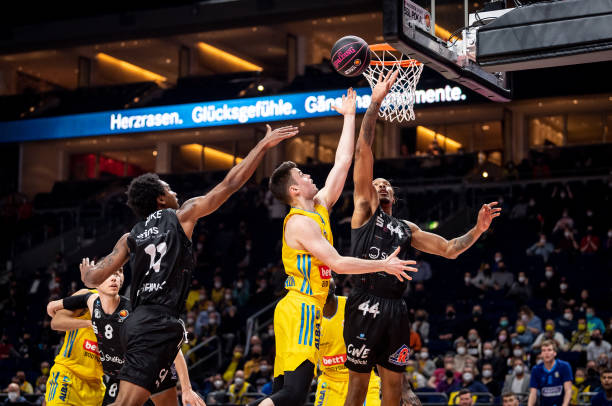 竞争中迷失 竞争中迷失