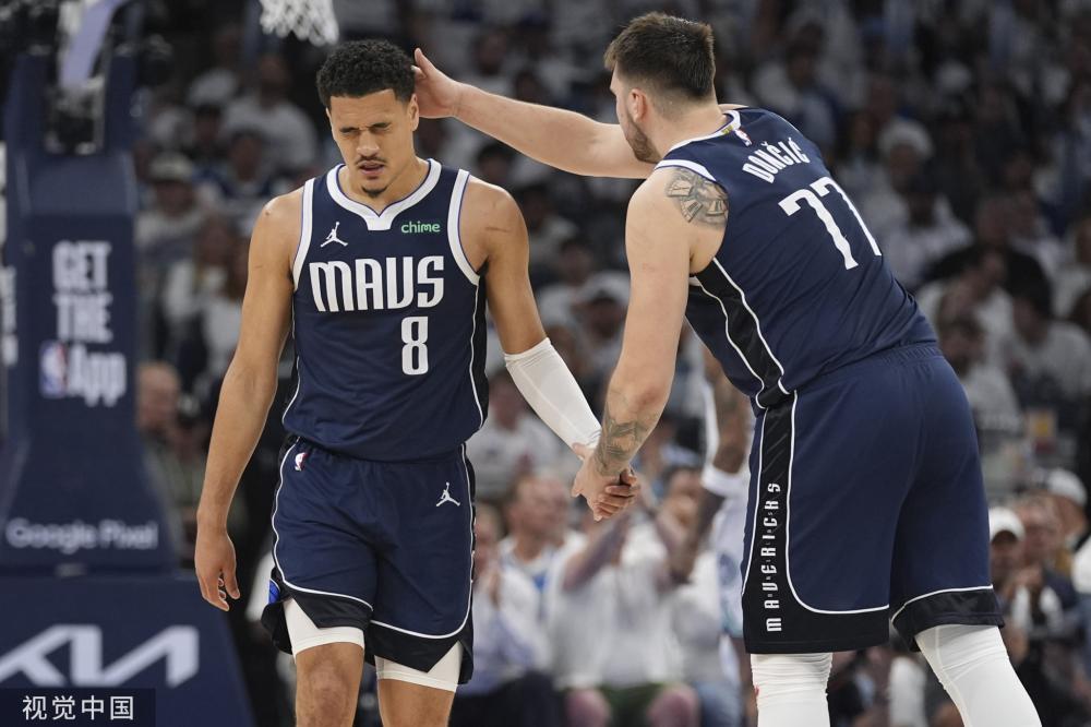 而法国后卫 而法国后卫